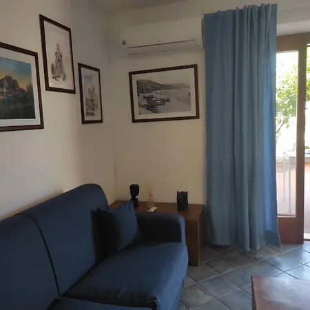 Lumachella Couette-café Cefalù