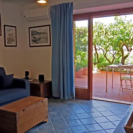 Lumachella 4* Cefalu