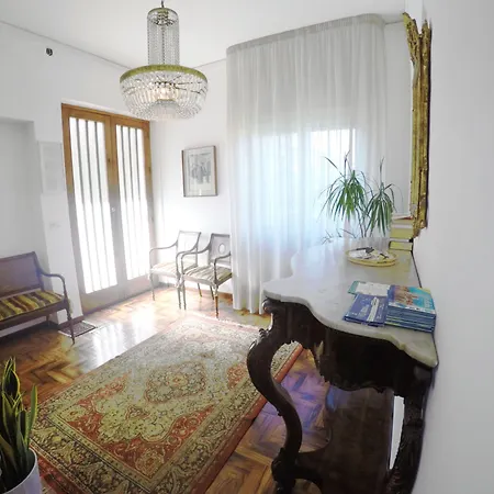 Lumachella Bed & Breakfast Cefalu