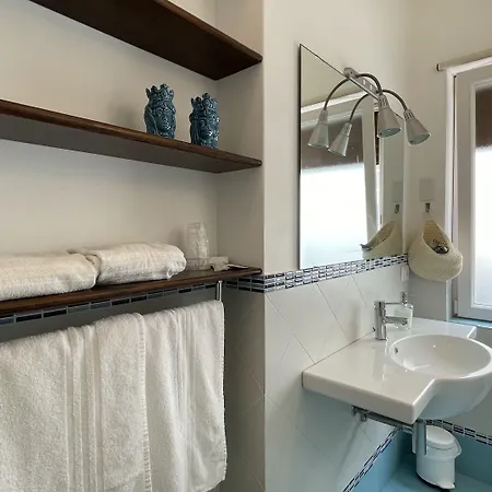 ベッド・アンド・ブレックファスト Lumachella