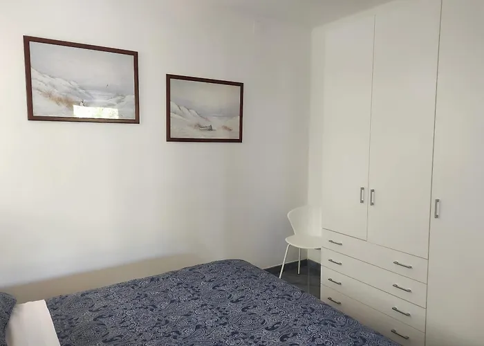 Lumachella לינה וארוחת בוקר 4*